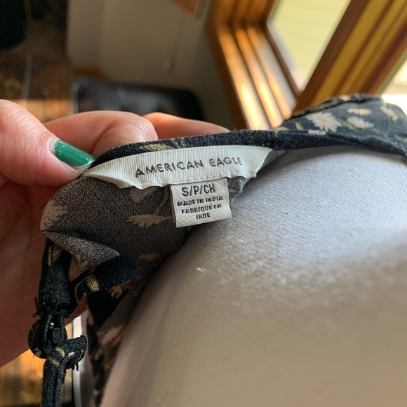 Daisy open back Top - Picture 3 of 4